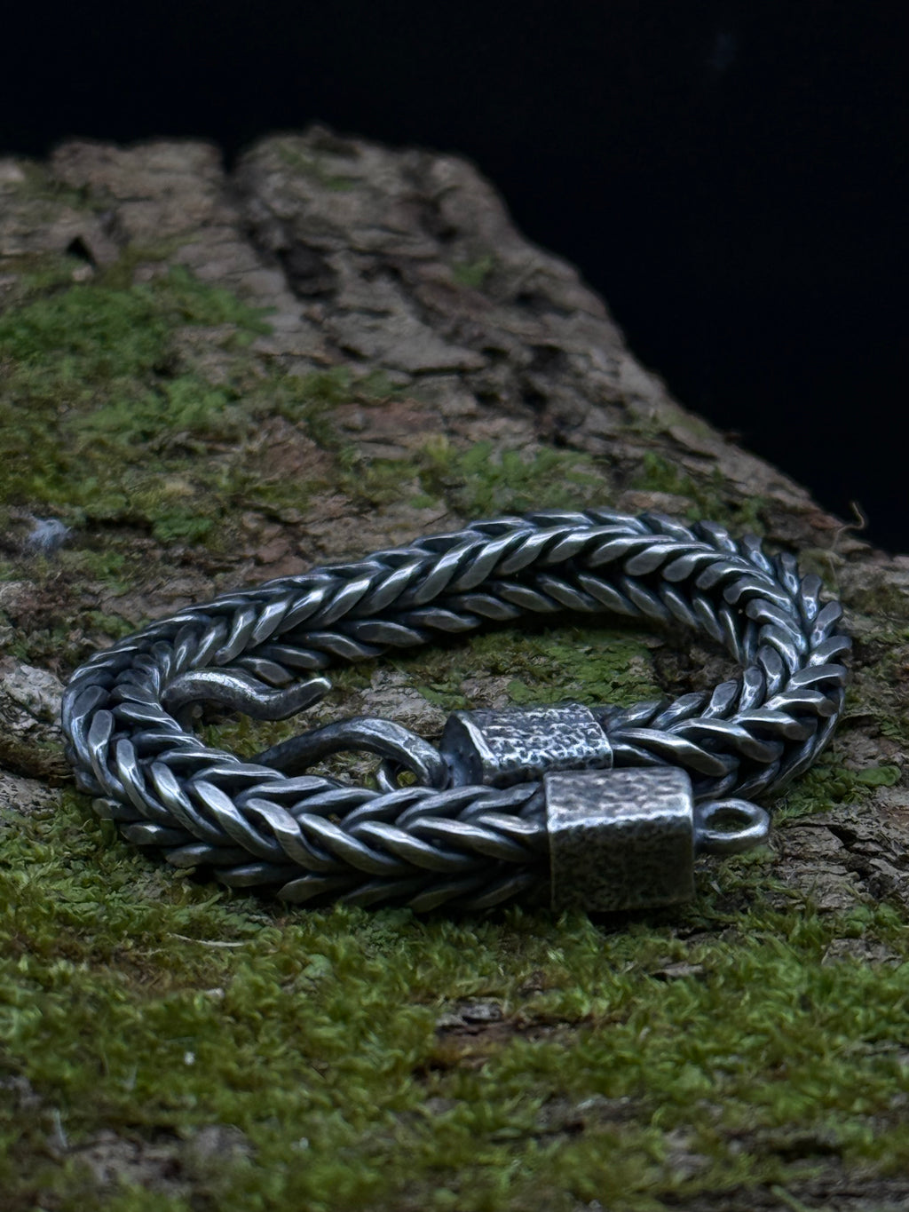 Fenrir Chain Bracelet